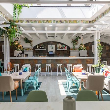 קוניל דה לה פרונטרה Hotel Marhava מראה חיצוני תמונה